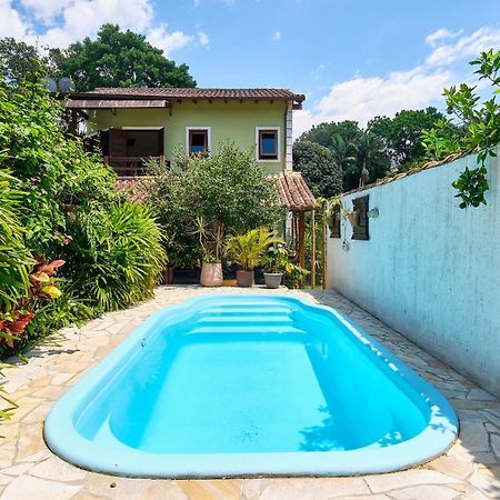 Willa Casa Petunia Com Ar E Piscina Perto Do Centro Araquari Zewnętrze zdjęcie