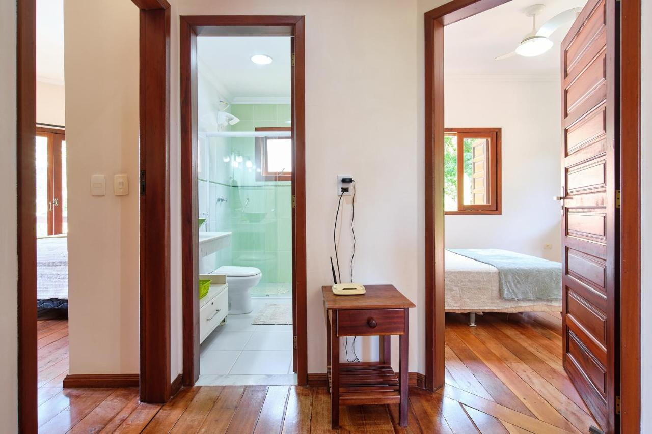 Willa Casa Petunia Com Ar E Piscina Perto Do Centro Araquari Zewnętrze zdjęcie